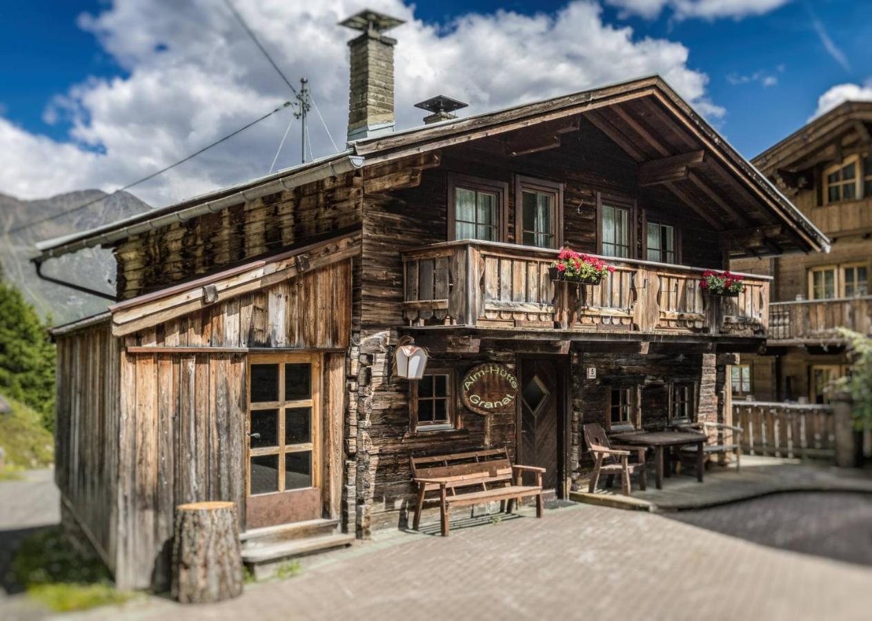Hotel Silbertal - Almhuetten ゼルデン エクステリア 写真