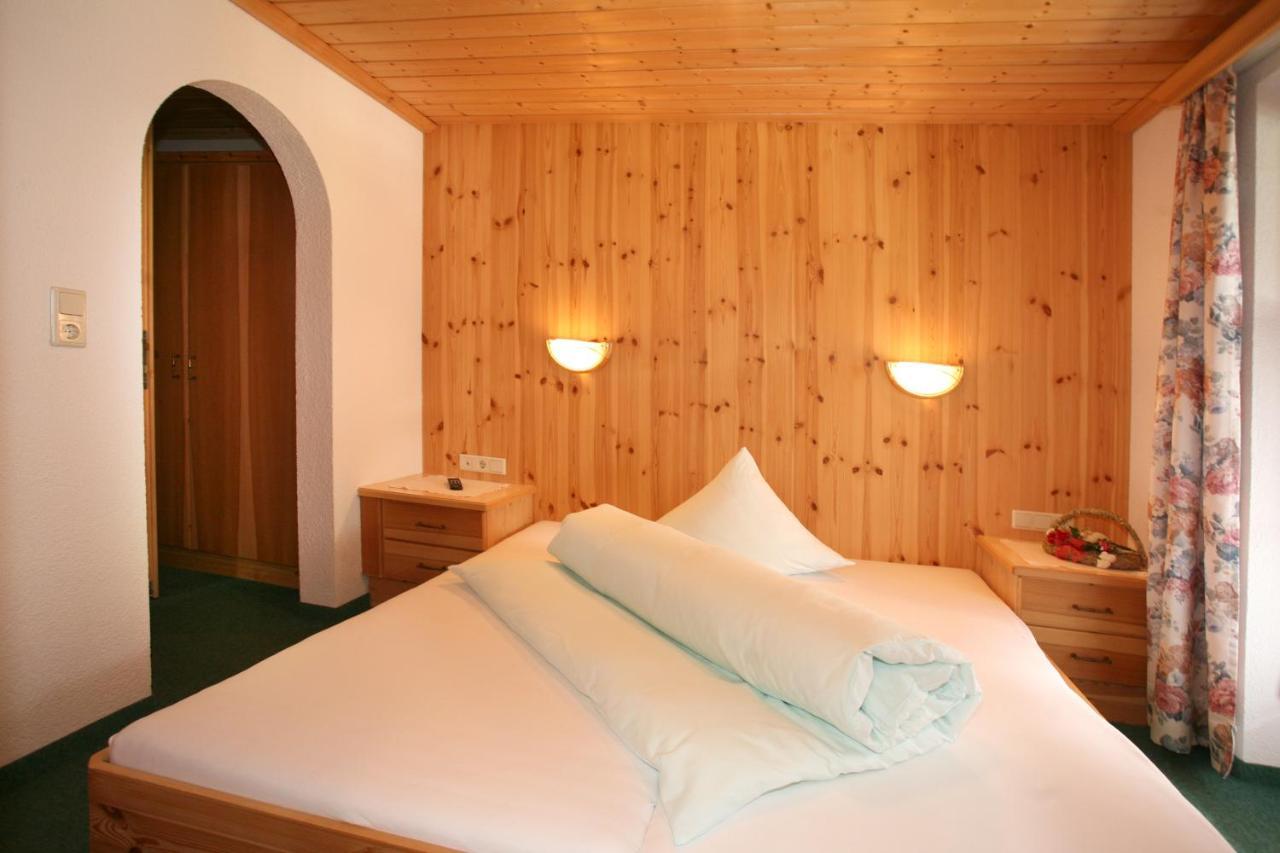 Hotel Silbertal - Almhuetten ゼルデン エクステリア 写真
