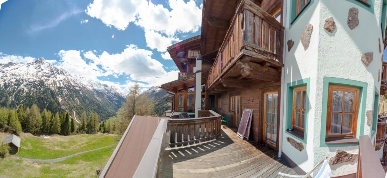 Hotel Silbertal - Almhuetten ゼルデン エクステリア 写真